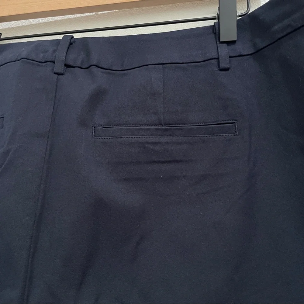 NEW Lauren Ralph Lauren Navy Blue Bermuda Shorts Plus Size 20W NWT Gold Hardware